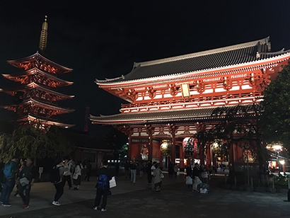 夜の浅草界隈